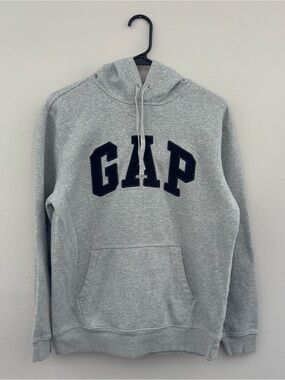 GAP Men's Gray Pullover Hoodie Sweatshirt